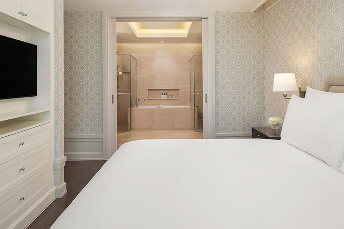 One Bedroom Prestige Club - Oriental Residence Bangkok